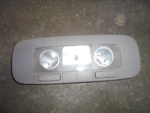 Μπλαφονίερα Οροφής Κεντρική για VW PASSAT (2005 - 2011) (3C2)  Μπλαφονίερα Οροφής Κεντρική για VW PASSAT (2005 - 2011) (3C2)