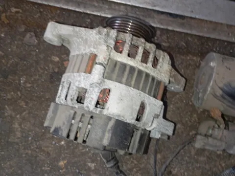 Δυναμό - Εναλλάκτης 3730003100 για HYUNDAI i20 (2009 - 2011) 1200 petrol 78  Δυναμό - Εναλλάκτης 3730003100 για HYUNDAI i20 (2009 - 2011) 1200 petrol 78