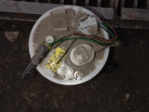 Αντλία Καυσίμου (Τρόμπα Βενζίνης) 311101J000 για HYUNDAI i20 (2009 - 2011) 1200 petrol 78  Αντλία Καυσίμου (Τρόμπα Βενζίνης) 311101J000 για HYUNDAI i20 (2009 - 2011) 1200 petrol 78