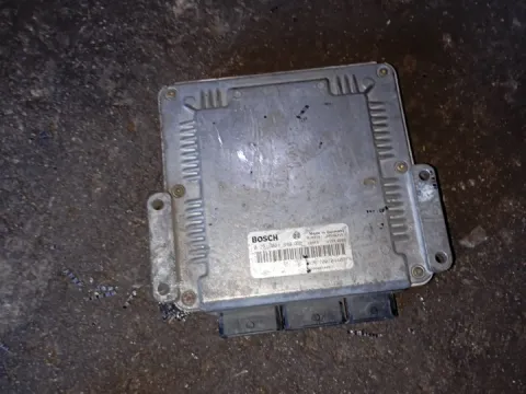 Εγκέφαλος Κινητήρα 0281001999 για RENAULT ESPACE (1997 - 2002) (JE0) ΤΕΛΑΡΟ ΔΙΑΦΟΡΟΙ *49* Εγκέφαλος Κινητήρα 0281001999 για RENAULT ESPACE (1997 - 2002) (JE0) ΤΕΛΑΡΟ ΔΙΑΦΟΡΟΙ *49*