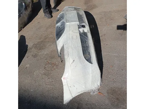 Προφυλακτήρας Εμπρός Με Πιτσιλιστήρια για BMW 5 Series (2003 - 2007) (E60 1) (E60) Sedan - 4dr  -  Προφυλακτήρας Εμπρός Με Πιτσιλιστήρια για BMW 5 Series (2003 - 2007) (E60 1) (E60) Sedan - 4dr  -