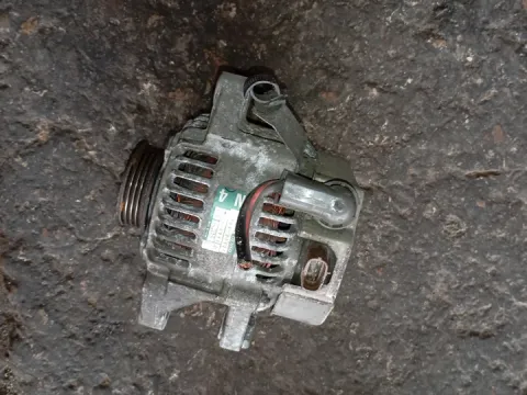 Δυναμό - Εναλλάκτης 2706021030 για TOYOTA YARIS (1999 - 2002) (XP10) 1300 2NZ-FE petrol 86 NCP10  Δυναμό - Εναλλάκτης 2706021030 για TOYOTA YARIS (1999 - 2002) (XP10) 1300 2NZ-FE petrol 86 NCP10