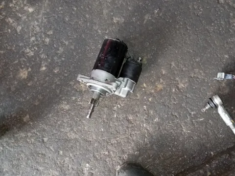 Μίζα για VW TRANSPORTER (1991 - 1996) (70X) (T4)  Μίζα για VW TRANSPORTER (1991 - 1996) (70X) (T4)