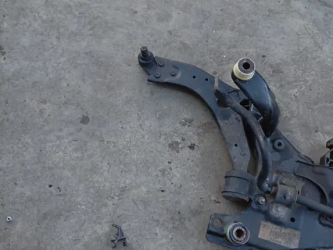 Ψαλίδι Εμπρός Αριστερό για FORD KUGA (2008 - 2012) 2500 Petrol 200 4x4 *ΔΒ* Ψαλίδι Εμπρός Αριστερό για FORD KUGA (2008 - 2012) 2500 Petrol 200 4x4 *ΔΒ*