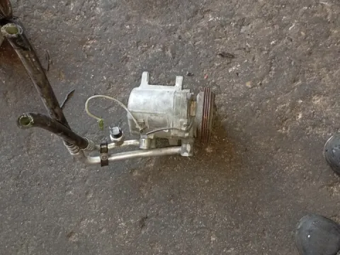 Συμπιεστής A-C (Κομπρέσορας) για SMART FORTWO (2004 - 2007) (450) 700 () Petrol 61  Συμπιεστής A-C (Κομπρέσορας) για SMART FORTWO (2004 - 2007) (450) 700 () Petrol 61