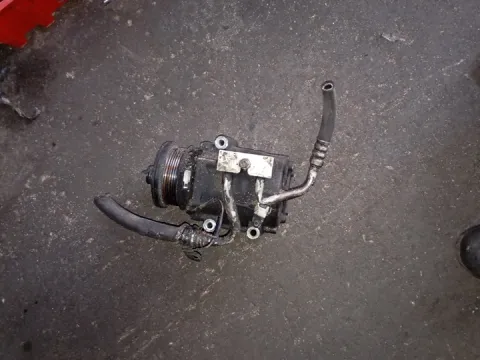 Συμπιεστής A-C (Κομπρέσορας) για FORD FIESTA (2002 - 2005) Mk5a  Συμπιεστής A-C (Κομπρέσορας) για FORD FIESTA (2002 - 2005) Mk5a