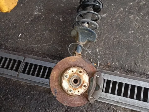Άκρο Πλήρες Εμπρός Δεξί Με ABS για MITSUBISHI CARISMA (1996 - 1999) (DA) 1900 (F9K) Diesel 115 Turbo  Άκρο Πλήρες Εμπρός Δεξί Με ABS για MITSUBISHI CARISMA (1996 - 1999) (DA) 1900 (F9K) Diesel 115 Turbo