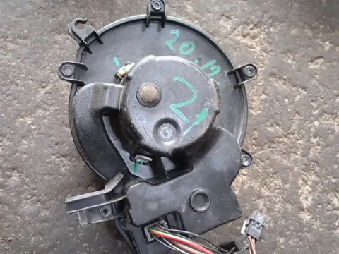 Μοτέρ Καλοριφέρ για MERCEDES C - CLASS (2000 - 2003) (W203) Sedan - 4dr 1800 ((M271.946)) Petrol 143 C 180 Kompressor  Μοτέρ Καλοριφέρ για MERCEDES C - CLASS (2000 - 2003) (W203) Sedan - 4dr 1800 ((M271.946)) Petrol 143 C 180 Kompressor
