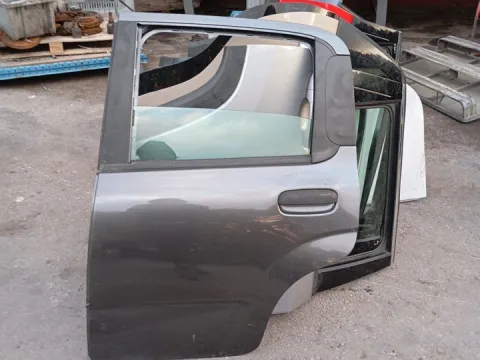 Πόρτα Πίσω Αριστερή για FIAT PANDA (2012 - ) ( ) Hatchback - 5dr *Γ* Πόρτα Πίσω Αριστερή για FIAT PANDA (2012 - ) ( ) Hatchback - 5dr *Γ*