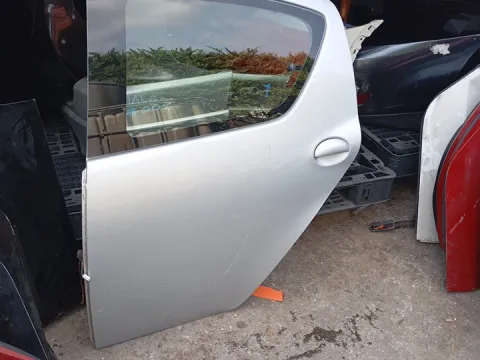 Πόρτα Πίσω Αριστερή για TOYOTA AYGO (2005 - 2009) (B10) *Ε* Πόρτα Πίσω Αριστερή για TOYOTA AYGO (2005 - 2009) (B10) *Ε*