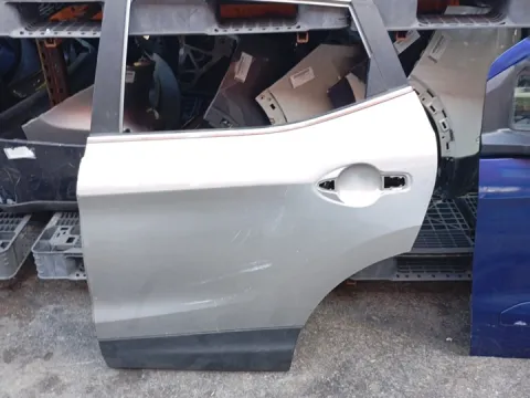 Πόρτα Πίσω Αριστερή για NISSAN QASHQAI (2014 - 2017) ( J11 )  Πόρτα Πίσω Αριστερή για NISSAN QASHQAI (2014 - 2017) ( J11 )