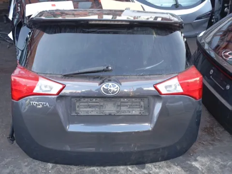 Πορτ-Μπαγκάζ για TOYOTA RAV-4 (2013 - 2018)  Πορτ-Μπαγκάζ για TOYOTA RAV-4 (2013 - 2018)