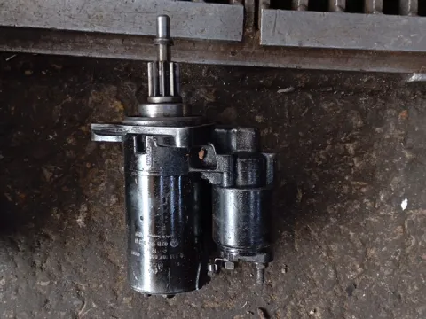 Μίζα 0001107005 για VW TRANSPORTER (1991 - 1996) (70X) (T4) 2000 (AAC) Petrol 84 , (1997 - 2003) (70X) (T4)  Μίζα 0001107005 για VW TRANSPORTER (1991 - 1996) (70X) (T4) 2000 (AAC) Petrol 84 , (1997 - 2003) (70X) (T4)