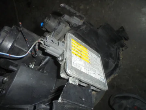 Φανάρι Εμπρός Αριστερό XENON για MAZDA 5 (2005 - 2008) (CR19)  -  Φανάρι Εμπρός Αριστερό XENON για MAZDA 5 (2005 - 2008) (CR19)  -