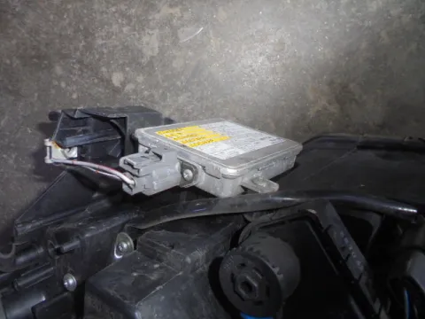 Φανάρι Εμπρός Δεξί XENON για MAZDA 5 (2005 - 2008) (CR19)  -  Φανάρι Εμπρός Δεξί XENON για MAZDA 5 (2005 - 2008) (CR19)  -