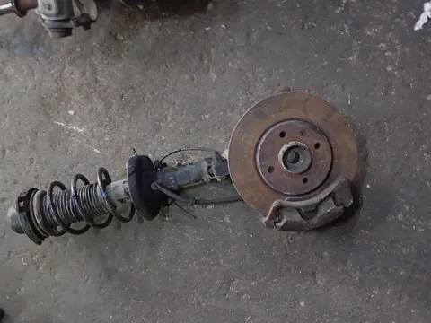 Άκρο Πλήρες Εμπρός Αριστερό Με ABS για VW POLO (1999 - 2001) (6N2)  Άκρο Πλήρες Εμπρός Αριστερό Με ABS για VW POLO (1999 - 2001) (6N2)
