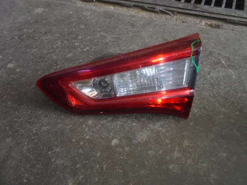 Φανάρι Πίσω Δεξί Καπού LED (Ελαττωματικό) για TOYOTA YARIS (2017 - 2020)  Φανάρι Πίσω Δεξί Καπού LED (Ελαττωματικό) για TOYOTA YARIS (2017 - 2020)