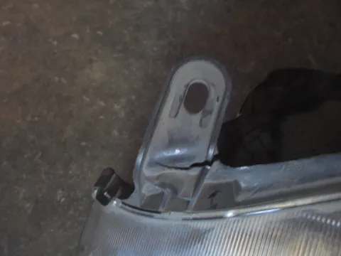 Φανάρι Εμπρός Αριστερό (Σπασμένη Βάση) για OPEL CORSA (2004 - 2006) C  -  Φανάρι Εμπρός Αριστερό (Σπασμένη Βάση) για OPEL CORSA (2004 - 2006) C  -