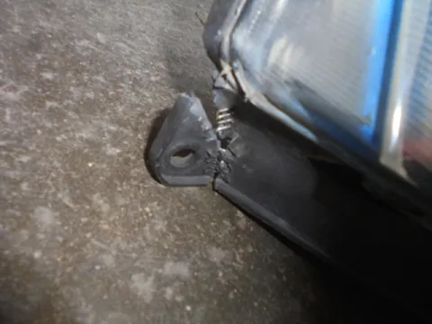 Φανάρι Εμπρός Δεξί (Σπασμένη Βάση) για CITROEN C3 (2002 - 2006) (FC) , (2006 - 2010) (FC)  -  Φανάρι Εμπρός Δεξί (Σπασμένη Βάση) για CITROEN C3 (2002 - 2006) (FC) , (2006 - 2010) (FC)  -