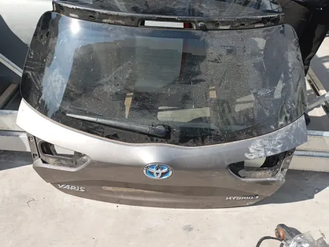 Πορτ-Μπαγκάζ για TOYOTA YARIS (2017 - 2020) Hatchback - 5dr  Πορτ-Μπαγκάζ για TOYOTA YARIS (2017 - 2020) Hatchback - 5dr