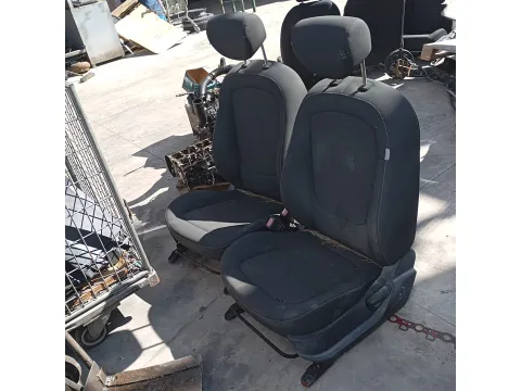 Καθίσματα Σετ Εμπρός Με Αερόσακους για HYUNDAI i20 (2009 - 2011) Hatchback - 5dr * ΝΕΑ ΓΕΝΙΑ*  -  Καθίσματα Σετ Εμπρός Με Αερόσακους για HYUNDAI i20 (2009 - 2011) Hatchback - 5dr * ΝΕΑ ΓΕΝΙΑ*  -