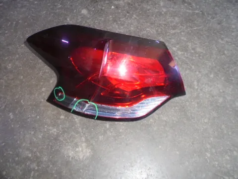 Φανάρι Πίσω Αριστερό (Ραγισμένο) για CITROEN DS4 (2012- ) ( )  Φανάρι Πίσω Αριστερό (Ραγισμένο) για CITROEN DS4 (2012- ) ( )