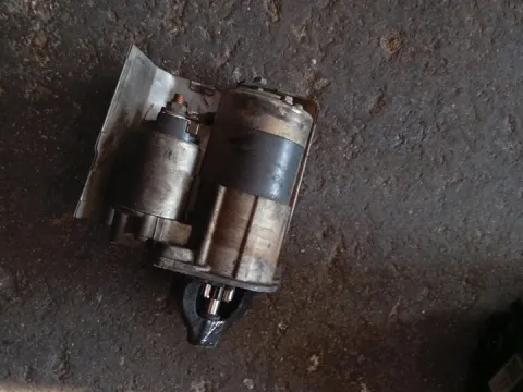 Μίζα για HYUNDAI H-1 STAREX (2001 - 2007) 2400 petrol 145 16 valve  Μίζα για HYUNDAI H-1 STAREX (2001 - 2007) 2400 petrol 145 16 valve