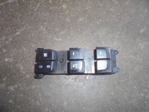 Διακόπτης Παραθύρων Κεντρικός Αριστερής 4πλος 18pin για HYUNDAI i10 (2014 - 2019)  Διακόπτης Παραθύρων Κεντρικός Αριστερής 4πλος 18pin για HYUNDAI i10 (2014 - 2019)