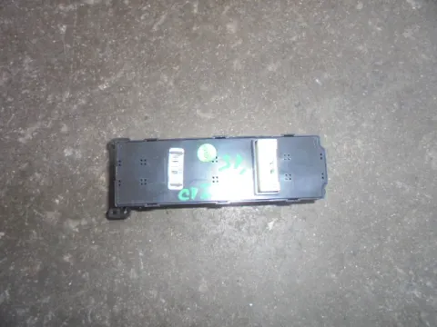 Διακόπτης Παραθύρων Κεντρικός Αριστερής 4πλος 18pin για HYUNDAI i10 (2014 - 2019)  - 