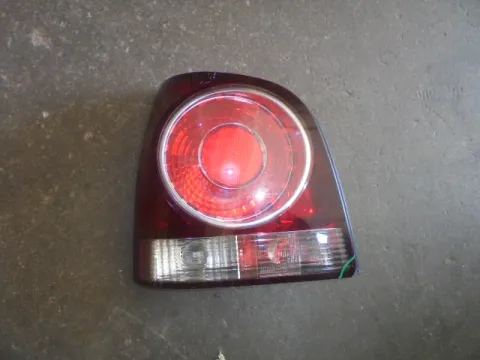 Φανάρι Πίσω Αριστερό (Ελαττωματικό) για VW POLO (2005 - 2009) (9N3 )  Φανάρι Πίσω Αριστερό (Ελαττωματικό) για VW POLO (2005 - 2009) (9N3 )