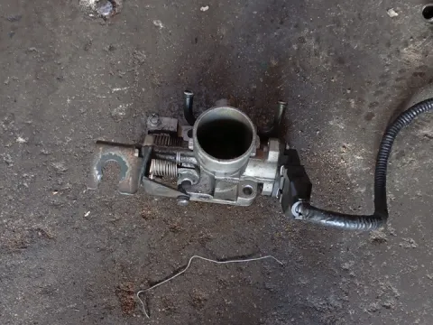 Σώμα Πεταλούδας 3510002700 για HYUNDAI i10 (2008 - 2011)    (65) Σώμα Πεταλούδας 3510002700 για HYUNDAI i10 (2008 - 2011)    (65)