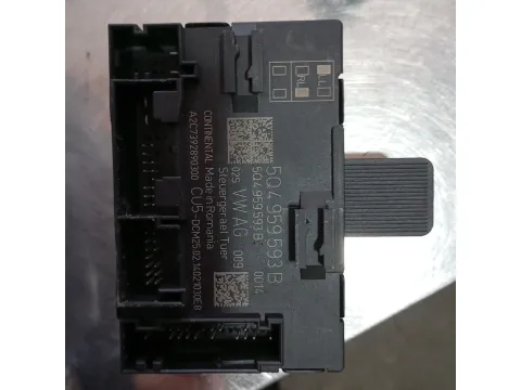 Μοτέρ Γρύλου  Εμπρός Αριστερό  5Q4959593B για SKODA OCTAVIA (2014 - 2017) Hatchback - 5dr , (2017 - 2019)  -  Μοτέρ Γρύλου  Εμπρός Αριστερό  5Q4959593B για SKODA OCTAVIA (2014 - 2017) Hatchback - 5dr , (2017 - 2019)  -