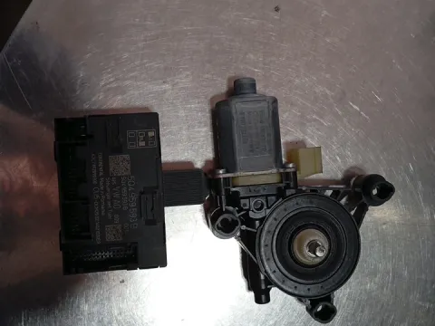Μοτέρ Γρύλου  Εμπρός Αριστερό  5Q4959593B για SKODA OCTAVIA (2014 - 2017) Hatchback - 5dr , (2017 - 2019)  Μοτέρ Γρύλου  Εμπρός Αριστερό  5Q4959593B για SKODA OCTAVIA (2014 - 2017) Hatchback - 5dr , (2017 - 2019)