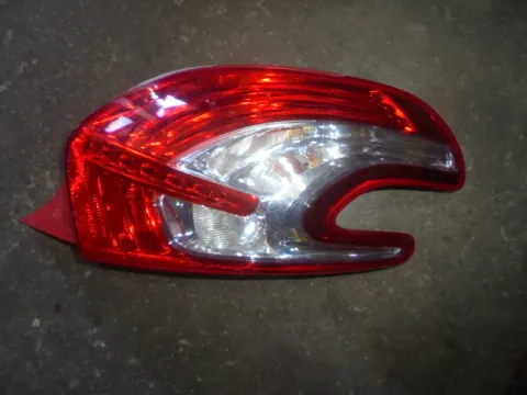Φανάρι Πίσω Δεξί Με Καμμένο LED για PEUGEOT 208 (2012 - 2016) ( )  Φανάρι Πίσω Δεξί Με Καμμένο LED για PEUGEOT 208 (2012 - 2016) ( )