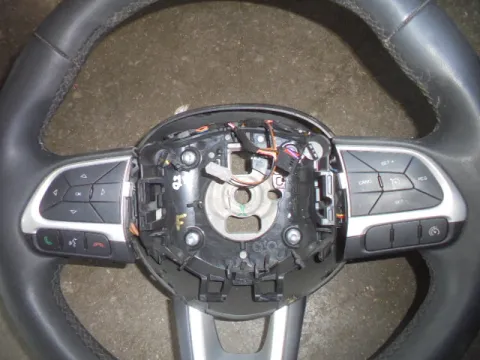 Τιμόνι (Βολάν) Με Χειριστήρια  για JEEP RENEGADE (2014 - ) SUV- ΕΚΤΟΣ ΔΡΟΜΟΥ - 5dr *Γ* - 