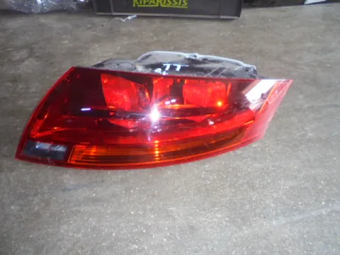 Φανάρι Πίσω Δεξί για AUDI TT (2006 - 2011) (8J)  Φανάρι Πίσω Δεξί για AUDI TT (2006 - 2011) (8J)