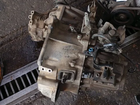 Κιβώτιο Ταχυτήτων (Σασμάν) Χειροκίνητο για NISSAN X-TRAIL (2003 - 2007) (T30) 2000 (QR20DE) petrol 140 4WD 4*4 Κιβώτιο Ταχυτήτων (Σασμάν) Χειροκίνητο για NISSAN X-TRAIL (2003 - 2007) (T30) 2000 (QR20DE) petrol 140 4WD 4*4