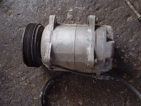 Συμπιεστής A-C (Κομπρέσορας) για VW GOLF (1998 - 2004) Mk4 (1J1) 1600 (ATN)(AUS)(AZD)(BCB) Petrol 105 16 valve  Συμπιεστής A-C (Κομπρέσορας) για VW GOLF (1998 - 2004) Mk4 (1J1) 1600 (ATN)(AUS)(AZD)(BCB) Petrol 105 16 valve