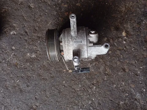 Συμπιεστής A-C (Κομπρέσορας) για TOYOTA AYGO (2014 - 2017)  Συμπιεστής A-C (Κομπρέσορας) για TOYOTA AYGO (2014 - 2017)