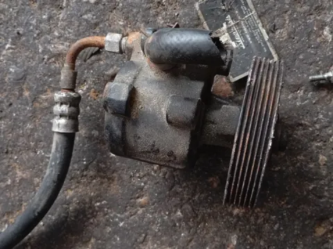 Αντλία Υδραυλικού Τιμονιού Μεταχειρισμένος 26045349 για RENAULT 19 (1992 - 1995) (L53) (B53) (C53) 1800 (F3P700) Petrol 110 