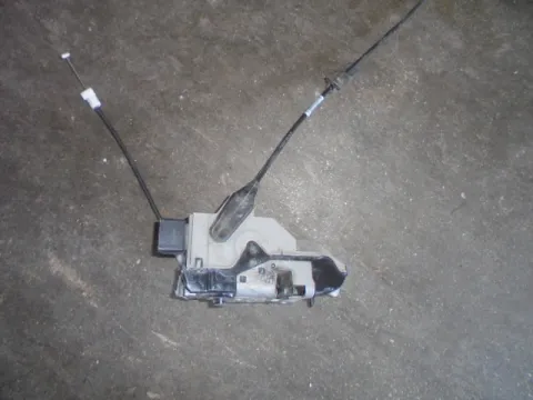 Ηλεκτρομαγνητική Κλειδαριά Εμπρός Δεξιά 6pin για PEUGEOT 208 (2012 - 2016) ( ) Hatchback - 5dr  -  Ηλεκτρομαγνητική Κλειδαριά Εμπρός Δεξιά 6pin για PEUGEOT 208 (2012 - 2016) ( ) Hatchback - 5dr  -