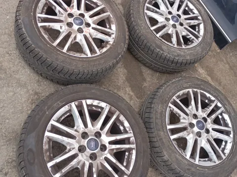 Ζαντολάστιχα 4 ΑΔΑ 205/55/R16 PIRELLI [16:33]  για FORD FOCUS (2014 - 2017)  *E*