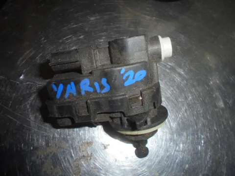 Ρεγουλατόρος Φαναριού 3pin 90013783 για TOYOTA YARIS (2020 - ) (XP210) Hatchback - 5dr  Ρεγουλατόρος Φαναριού 3pin 90013783 για TOYOTA YARIS (2020 - ) (XP210) Hatchback - 5dr