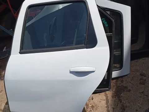Πόρτα Πίσω Αριστερή για DACIA DUSTER (2010 - 2017 ) *Γ* Πόρτα Πίσω Αριστερή για DACIA DUSTER (2010 - 2017 ) *Γ*