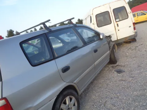 Τροπέτο Αμάξι κομπλέ με Κινητήρα και Σασμάν με Άξονα Πίσω και Δισκόπλακες με Ζαντολάστιχα 195/65/15 για KIA CARENS (2000 - 2006) 2000cc Diesel CRDi D4EA 113hp *ΔΒ* -  Τροπέτο Αμάξι κομπλέ με Κινητήρα και Σασμάν με Άξονα Πίσω και Δισκόπλακες με Ζαντολάστιχα 195/65/15 για KIA CARENS (2000 - 2006) 2000cc Diesel CRDi D4EA 113hp *ΔΒ* -