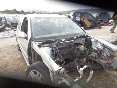 Τροπέτο Αμάξι Κουφάρι με Άξονα Πίσω και Ζαντολάστιχα 205/55/16 για VW GOLF (1998 - 2004) Mk4 (1J1) Hatchback - 3dr 1400 (AHW)(AKQ)(APE)(AXP)(BCA) Pet 75 16valve *ΔΒ* Τροπέτο Αμάξι Κουφάρι με Άξονα Πίσω και Ζαντολάστιχα 205/55/16 για VW GOLF (1998 - 2004) Mk4 (1J1) Hatchback - 3dr 1400 (AHW)(AKQ)(APE)(AXP)(BCA) Pet 75 16valve *ΔΒ*