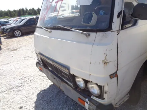 Τροπέτο Αμάξι κομπλέ με Κινητήρα και Σασμάν με Άξονα Πίσω και Ζαντολάστιχα  για NISSAN URVAN (1987 - 1997) (E24) Van 2000 Z20 petrol 90 *ΔΒ* -  Τροπέτο Αμάξι κομπλέ με Κινητήρα και Σασμάν με Άξονα Πίσω και Ζαντολάστιχα  για NISSAN URVAN (1987 - 1997) (E24) Van 2000 Z20 petrol 90 *ΔΒ* -