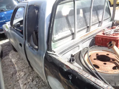 Τροπέτο Αμάξι Κουφάρι με Άξονα Πίσω και  2  Ζαντολάστιχα για TOYOTA HI-LUX (1988 - 1991) (YN85-110) Pick-Up - 2WD - 2dr Μιάμιση Καμπίνα 1600 2Y petrol YN85 *ΔΒ* -  Τροπέτο Αμάξι Κουφάρι με Άξονα Πίσω και  2  Ζαντολάστιχα για TOYOTA HI-LUX (1988 - 1991) (YN85-110) Pick-Up - 2WD - 2dr Μιάμιση Καμπίνα 1600 2Y petrol YN85 *ΔΒ* -