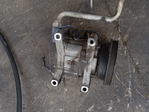 Συμπιεστής A-C (Κομπρέσορας) για NISSAN ALMERA (1995 - 1998) (N15)  Συμπιεστής A-C (Κομπρέσορας) για NISSAN ALMERA (1995 - 1998) (N15)