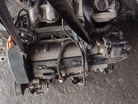 Κινητήρας Κορμός - Καπάκι AXP για VW GOLF (1998 - 2004) Mk4 (1J1) 1400 (AHW)(AKQ)(APE)(AXP)(BCA) Pet 75 16valve  Κινητήρας Κορμός - Καπάκι AXP για VW GOLF (1998 - 2004) Mk4 (1J1) 1400 (AHW)(AKQ)(APE)(AXP)(BCA) Pet 75 16valve